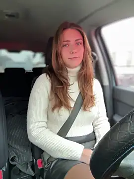 MariiD online show from October 2025 08:35:01 AM