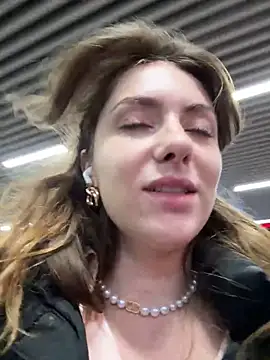 MariiD online show from December 2024 07:11:02 AM