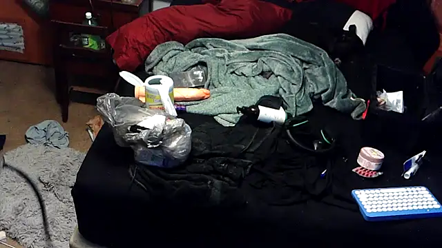 EdgarAlenPole online show from December 2025 11:42:01 AM