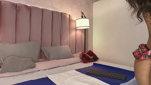 HallyBans online show from April 2026 06:53:02 PM