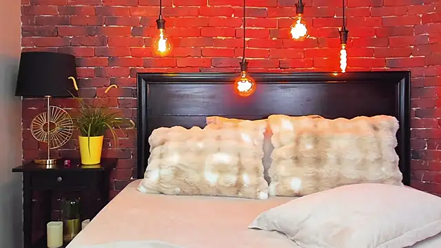 ChristynaRoss online show from December 2025 08:45:02 PM