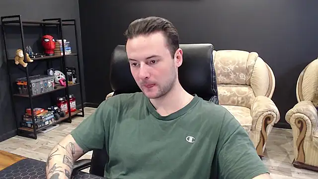 MihasikD online show from February 2026 10:46:02 AM