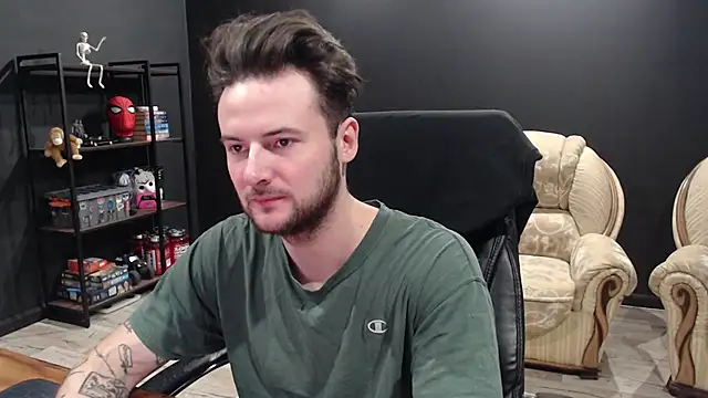 MihasikD online show from November 2025 06:24:02 AM