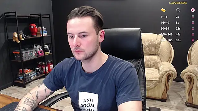 MihasikD online show from January 2026 06:00:01 PM