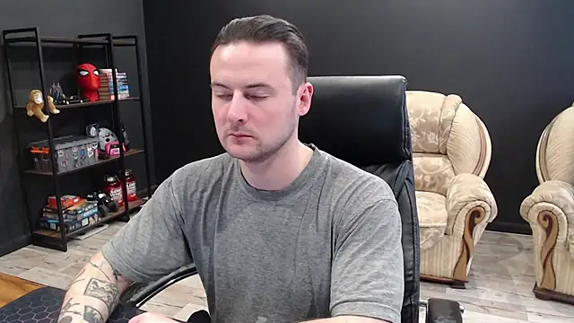 MihasikD online show from February 2026 10:39:01 AM