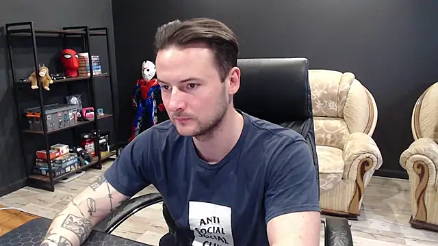 MihasikD online show from April 2026 10:55:01 AM