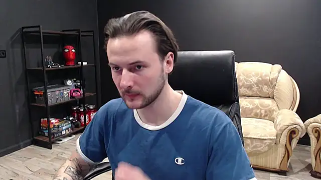 MihasikD online show from February 2025 01:38:02 PM