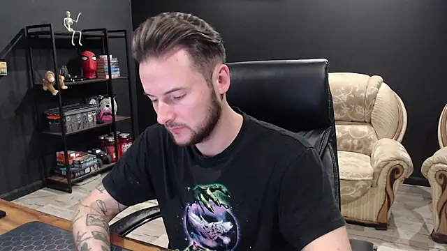 MihasikD online show from October 2025 03:56:02 PM