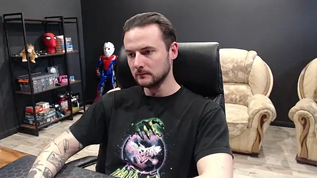 MihasikD online show from April 2026 11:47:02 AM