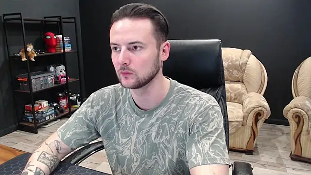 MihasikD online show from March 2026 08:33:02 AM