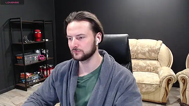 MihasikD online show from February 2025 10:42:01 PM
