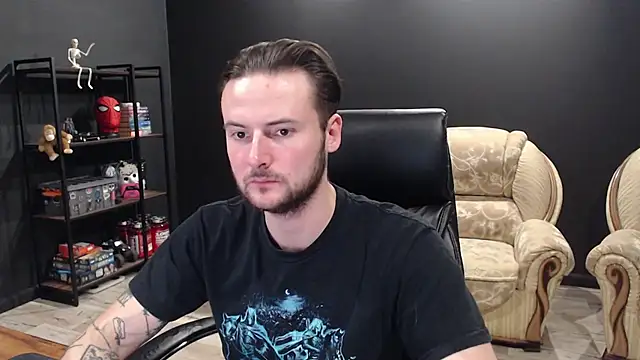 MihasikD online show from December 2025 01:32:01 PM