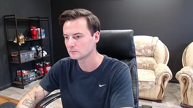MihasikD online show from September 2025 09:54:01 AM