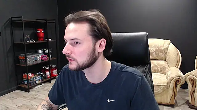 MihasikD online show from February 2025 04:47:01 PM