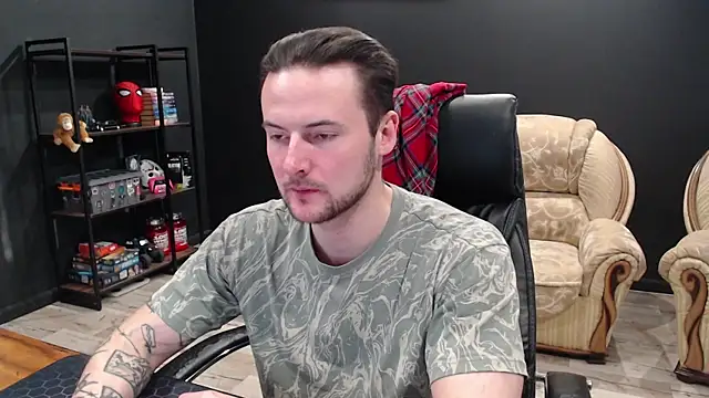 MihasikD online show from February 2026 01:42:01 PM