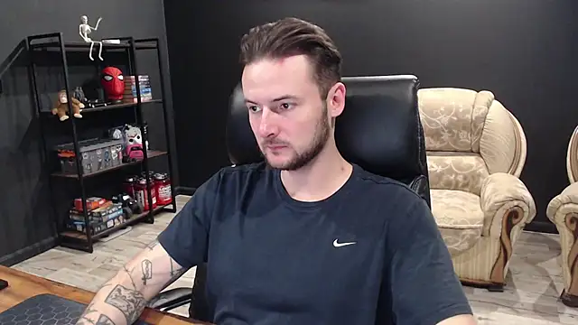 MihasikD online show from November 2025 08:51:02 AM