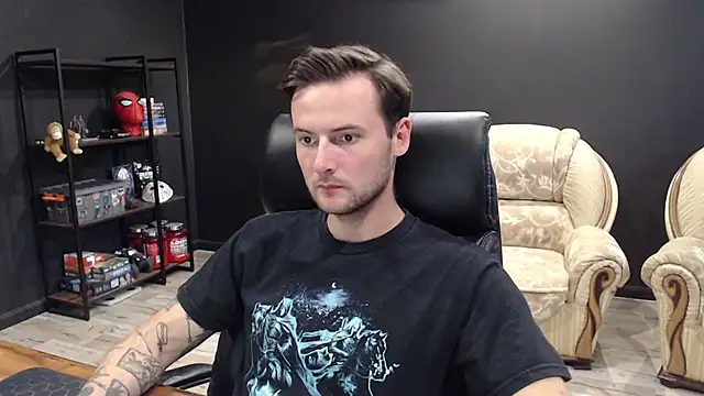 MihasikD online show from September 2025 02:35:02 PM