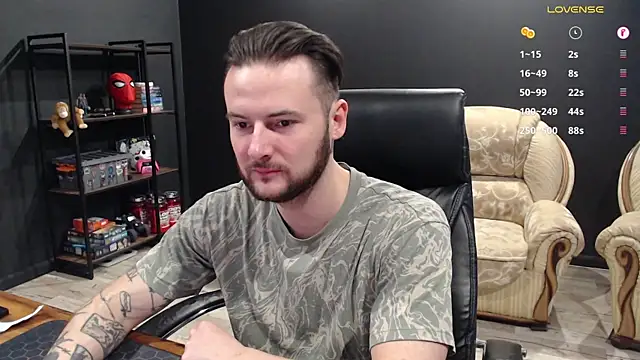 MihasikD online show from December 2025 08:06:02 AM