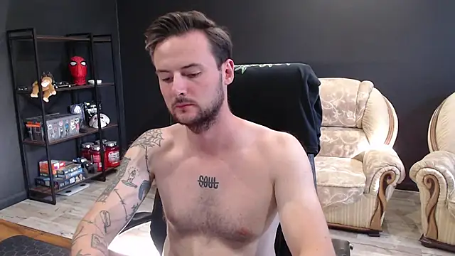 MihasikD online show from September 2025 12:26:01 PM