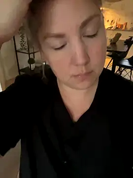 Snapshot of Anna_Alexa chatting on November 2025 07:12:02 AM Anna Alexa online show from November 2025 07:12:02 AM