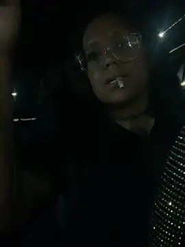 DezerayDelicious online show from January 2025 03:27:02 AM