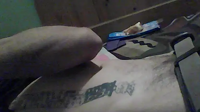 Snapshot of mikeylong chatting on October 2025 10:28:01 AM mikeylong online show from October 2025 10:28:01 AM