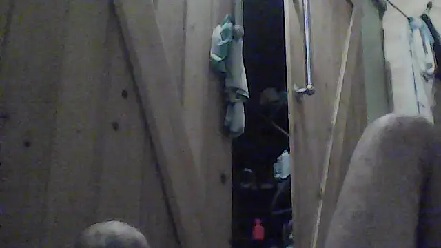 Snapshot of mikeylong chatting on October 2025 09:00:02 AM mikeylong online show from October 2025 09:00:02 AM