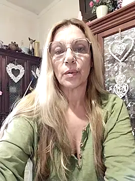 Snapshot of Melmamalhuda@xh chatting on September 2025 11:04:01 AM Melmamalhudaxh online show from September 2025 11:04:01 AM