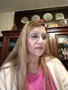 Snapshot of Melmamalhuda@xh chatting on February 2025 03:53:01 PM Melmamalhudaxh online show from February 2025 03:53:01 PM