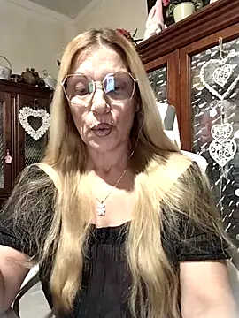 Snapshot of Melmamalhuda@xh chatting on September 2025 09:44:02 PM Melmamalhudaxh online show from September 2025 09:44:02 PM