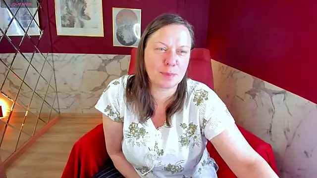 Snapshot of KellyPerfection chatting on June 2026 05:23:01 AM KellyPerfection online show from June 2026 05:23:01 AM