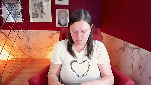 KellyPerfection online show from May 2026 08:42:02 PM