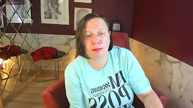 Snapshot of KellyPerfection chatting on July 2026 05:01:01 PM KellyPerfection online show from July 2026 05:01:01 PM