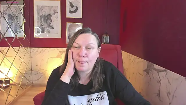 Snapshot of KellyPerfection chatting on February 2026 05:26:01 AM KellyPerfection online show from February 2026 05:26:01 AM