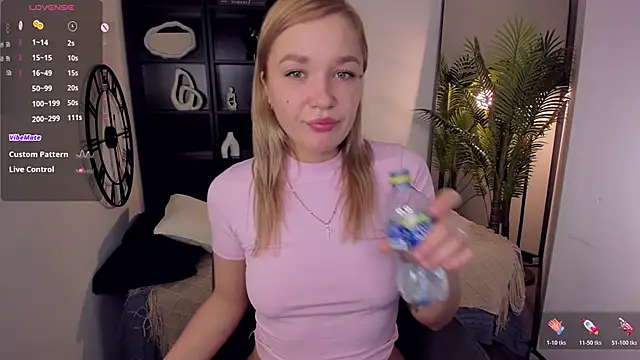 BellaDreamy online show from December 2025 09:36:02 AM