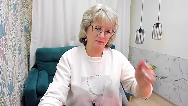 EvelynJoyful online show from March 2026 05:07:01 AM