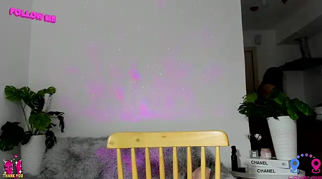 hottycrishina online show from February 2025 10:23:01 AM