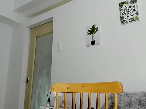 hottycrishina online show from September 2025 05:17:01 AM