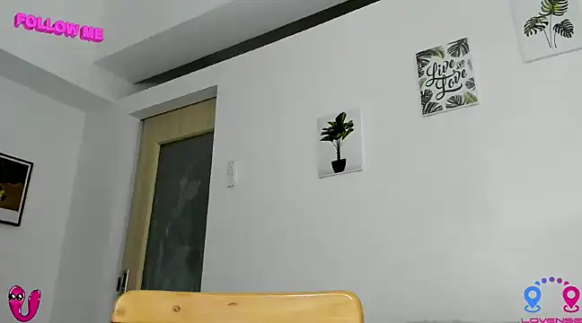 hottycrishina online show from March 2025 06:05:02 AM