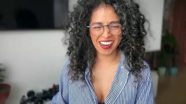 illaroom online show from February 2026 09:15:01 PM