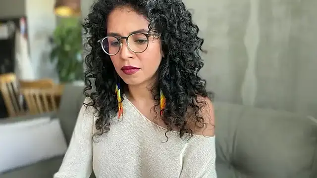 illaroom online show from February 2026 08:41:01 PM