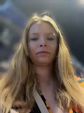 AnastasiaAniess online show from May 2026 10:32:01 AM
