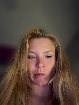 AnastasiaAniess online show from April 2026 06:31:02 PM
