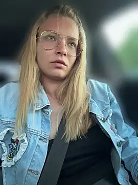 AnastasiaAniess online show from April 2026 05:58:01 PM