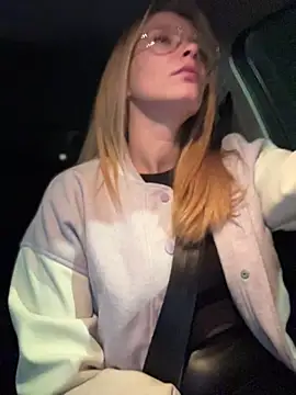 AnastasiaAniess online show from November 2025 06:34:02 PM