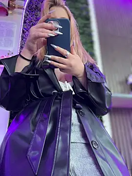 AnastasiaAniess online show from April 2026 05:30:01 PM