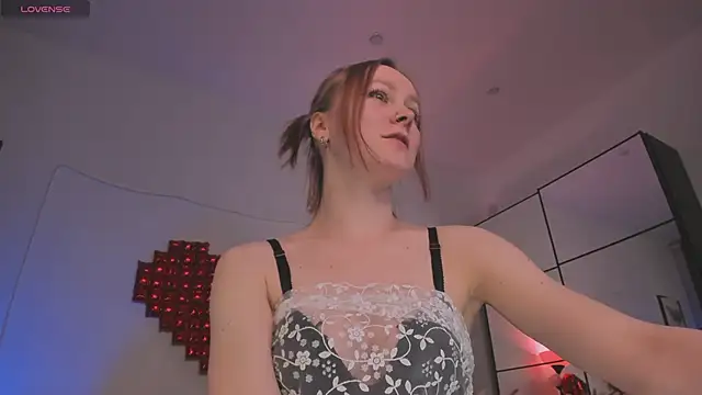 LilianKroft online show from February 2026 05:34:02 PM