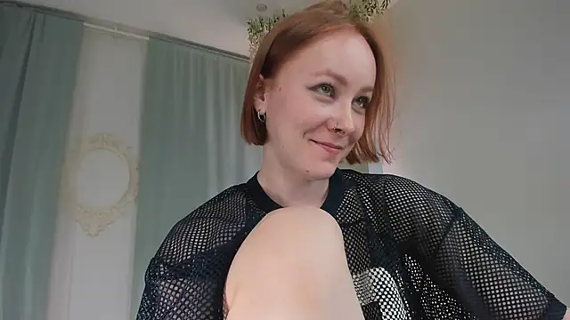Snapshot of LilianKroft chatting on June 2026 12:21:01 PM LilianKroft online show from June 2026 12:21:01 PM