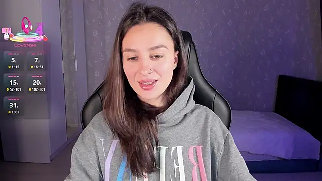 EllaFresh online show from November 2025 03:50:02 PM