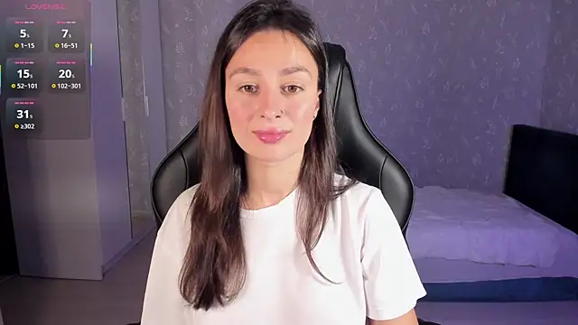 EllaFresh online show from November 2025 01:31:02 AM